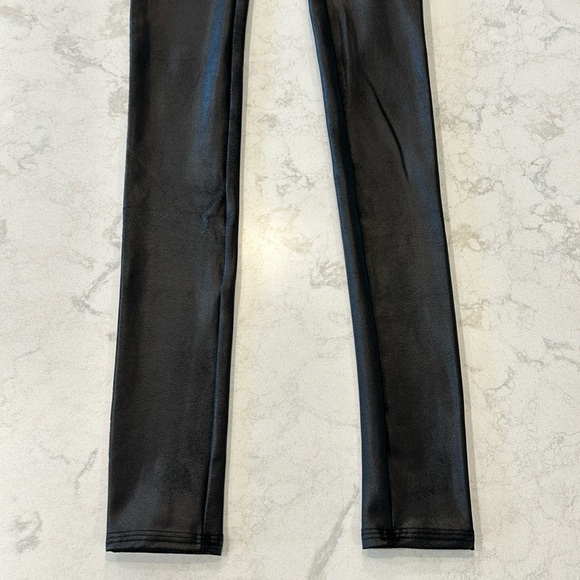 SPANX Faux Leather Leggings XS Tall Black Pants - Picture 6 of 15